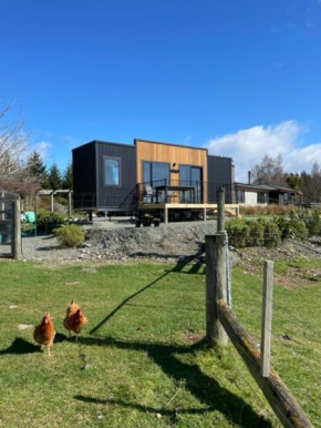 Boutique Tiny House - Te Anau Country Accommodation